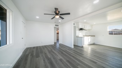 6135 W Frier Dr, Glendale, AZ 85301 - photo 6