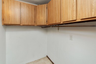 2955 Bowling St SW unit 138, Cedar Rapids, IA 52404 - photo 5