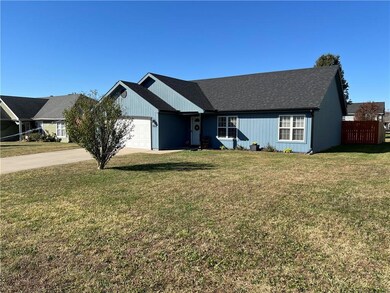 158 SE 1181, Knob Noster, MO 65336 - photo 2