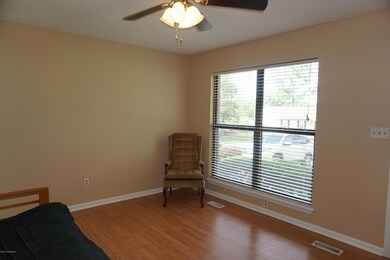 6800 Beackstone Ct, Louisville, KY 40228 - photo 7