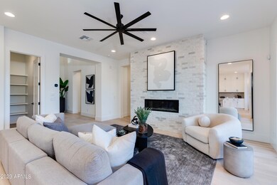 4007 E Montecito Ave, Phoenix, AZ 85018 - photo 7