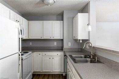 1024 Timberline Ridge Ct unit 1024, Winston Salem, NC 27106 - photo 5