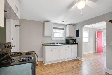 1618 Acacia St unit B, Charleston, SC 29407 - photo 6