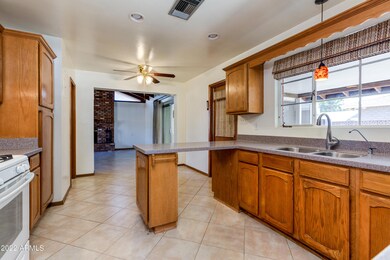 Kitchen 2