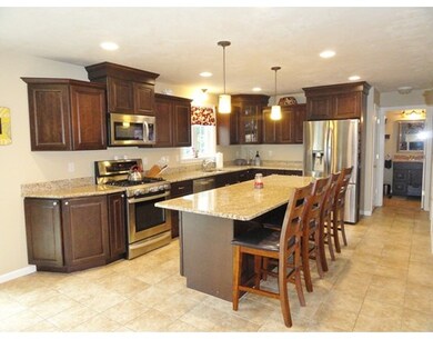 7 William Cir, Rutland, MA 01543 - photo 3