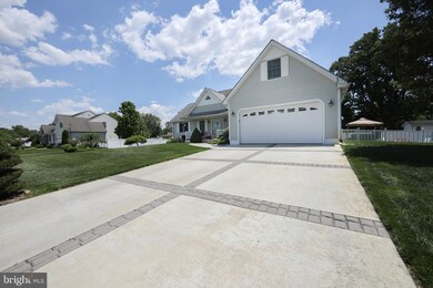 16 University Dr, Pennsville, NJ 08070 - photo 2