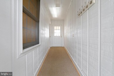 34 Logan Cir unit B3, Strasburg, VA 22657 - photo 4