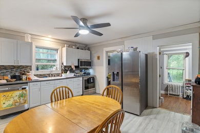 17 2nd St, Somersworth, NH 03878 - photo 2