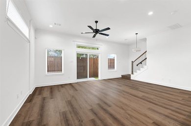 5009 Elizabeth City St, Houston, TX 77021 - photo 3