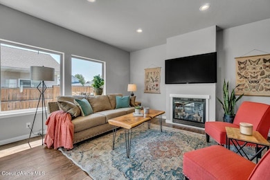 005-722TybaltStreet-PostFalls-ID-83854-S