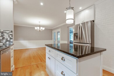 6911 Fort Hunt Rd, Alexandria, VA 22307 - photo 7