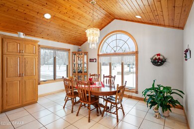 6. 7350 S 25th St - Dining Room