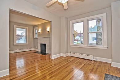 24 Brighton St, Springfield, MA 01118 - photo 5