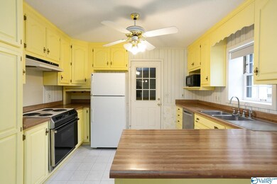 4020 Telstar Cir SW, Huntsville, AL 35805 - photo 7