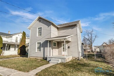 218 Garfield Ave, Findlay, OH 45840 - photo 2