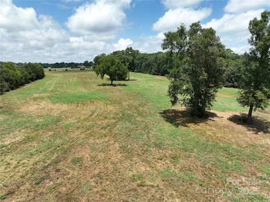 5027 Mobley Store Rd, McConnells, SC 29726 - photo 7