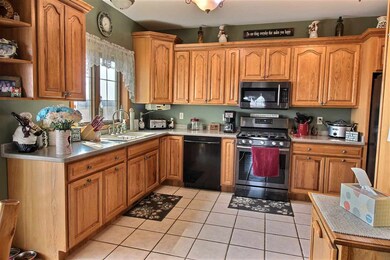 W625 King Rd, Brooklyn, WI 53521 - photo 4