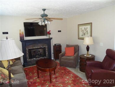 146 Rydel Ln, Statesville, NC 28625 - photo 2