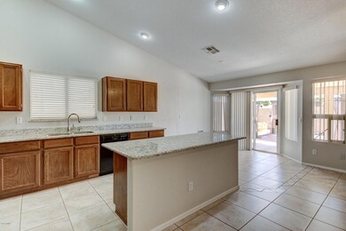 6629 E Menlo St-12