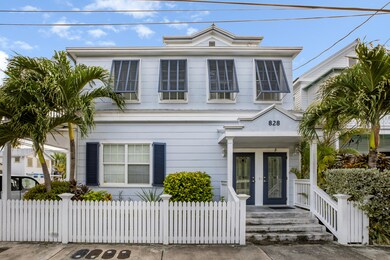 828_WHITE_STREET-2