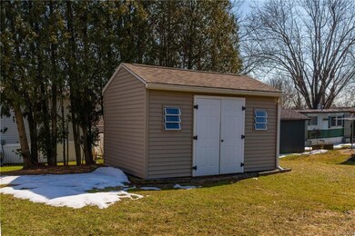 186 Lexington Dr, Hereford, PA 18056 - photo 4