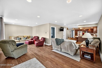 623 Spruce St, Kulpmont, PA 17834 - photo 6