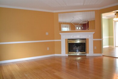 65 Beech Hill Ave, Manchester, NH 03103 - photo 3