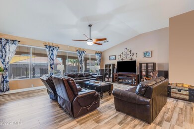 1485 E Oakland-3 copy