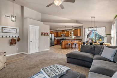 2146SWShaneWay-005