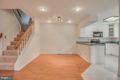 20226 Lea Pond Place, Montgomery Village, MD 20886 - photo 7