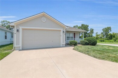 510 Galaxy Ln, Raymore, MO 64083 - photo 2
