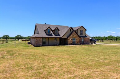 340 Thomas Rd, Springtown, TX 76082 - photo 3