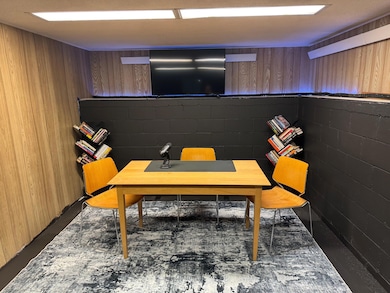 201 Mitchell St, Roscoe, SD 57471 - photo 5