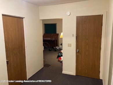 1423 Pontiac St, Lansing, MI 48910 - photo 4