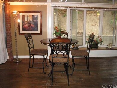 Another view of the gigantic family room!
