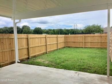 1534 S Patout St unit A B, New Iberia, LA 70560 - photo 2