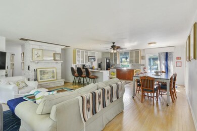 005-photo-living-room-7522697