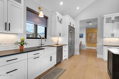 2975 S Little Pine Place, Charleston, UT 84032 - photo 6