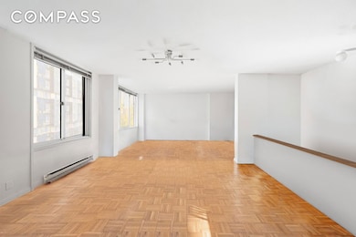 555 Main St unit 512, New York, NY 10044 - photo 2