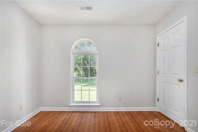 104 Triple Oaks Ln, Statesville, NC 28625 - photo 4