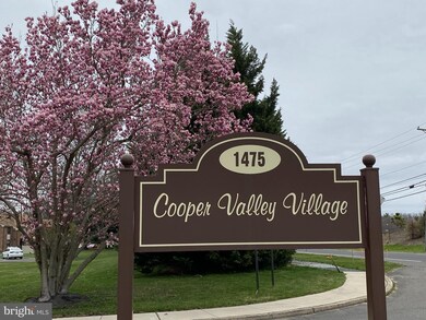 E12 Cooper Valley Village, Beverly, NJ 08010 - photo 2