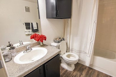 15100 Golden Eagle unit 502, Humble, TX 77396 - photo 7