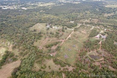 801500000 Valley View Dr, Beggs, OK 74421 - photo 2