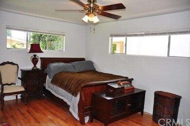 Large Main House Bedroom with Built in Closets, Ex