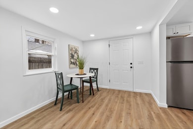 1507 Elmore Ave (Interior)-4