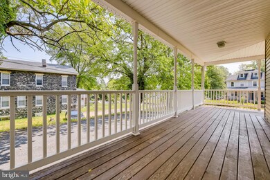 3902 Parkside Dr, Baltimore, MD 21206 - photo 5