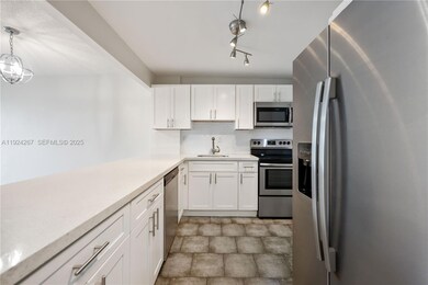 16740 NE 9th Ave unit 203, Miami, FL 33162 - photo 6