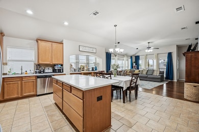 705 Bayshore Dr, Mansfield, TX 76063 - photo 2