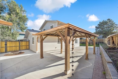 Patio/Firepit/Dining Pavilion