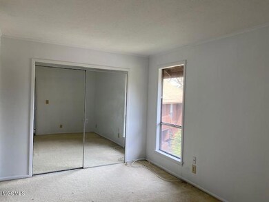 212 lanai bedroom new